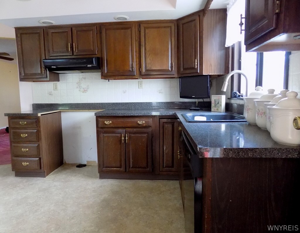 161 Brighton Road Tonawanda, NY 14150 - Photo 11 of 40