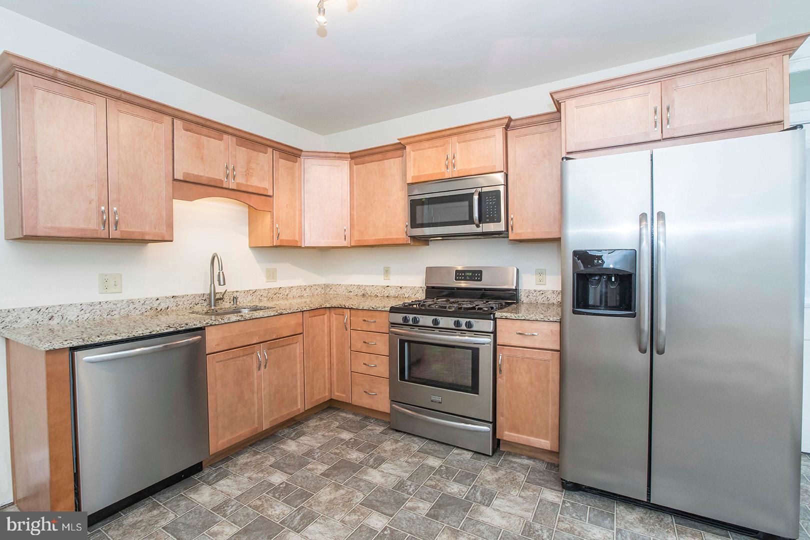 1017 New Holland Road Reading, PA 19607 - Photo 6 of 25