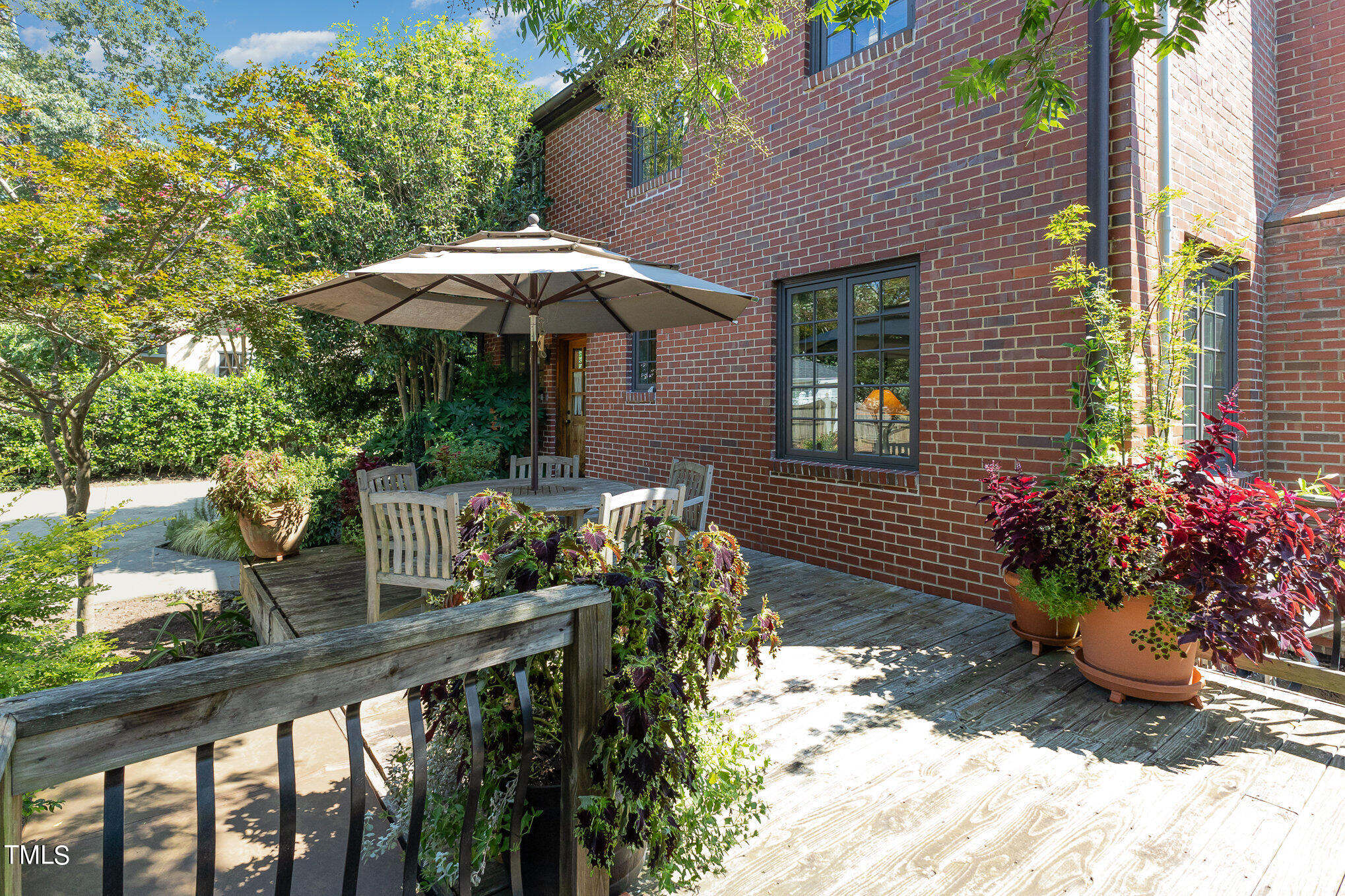 1629 St Marys Street Raleigh, NC 27608 - Photo 29 of 39 Back Deck