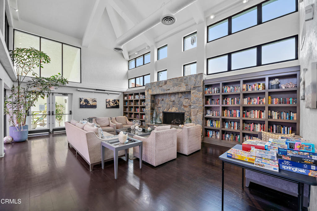 4427 Antigua Way Oxnard, CA 93035 - Photo 36 of 43