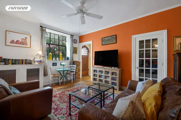 $423,000 | 116 Pinehurst Avenue, Unit D1 | Hudson Heights