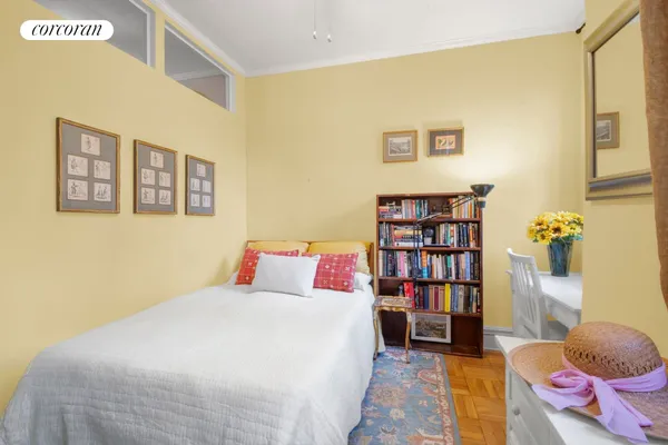 $423,000 | 116 Pinehurst Avenue, Unit D1 | Hudson Heights