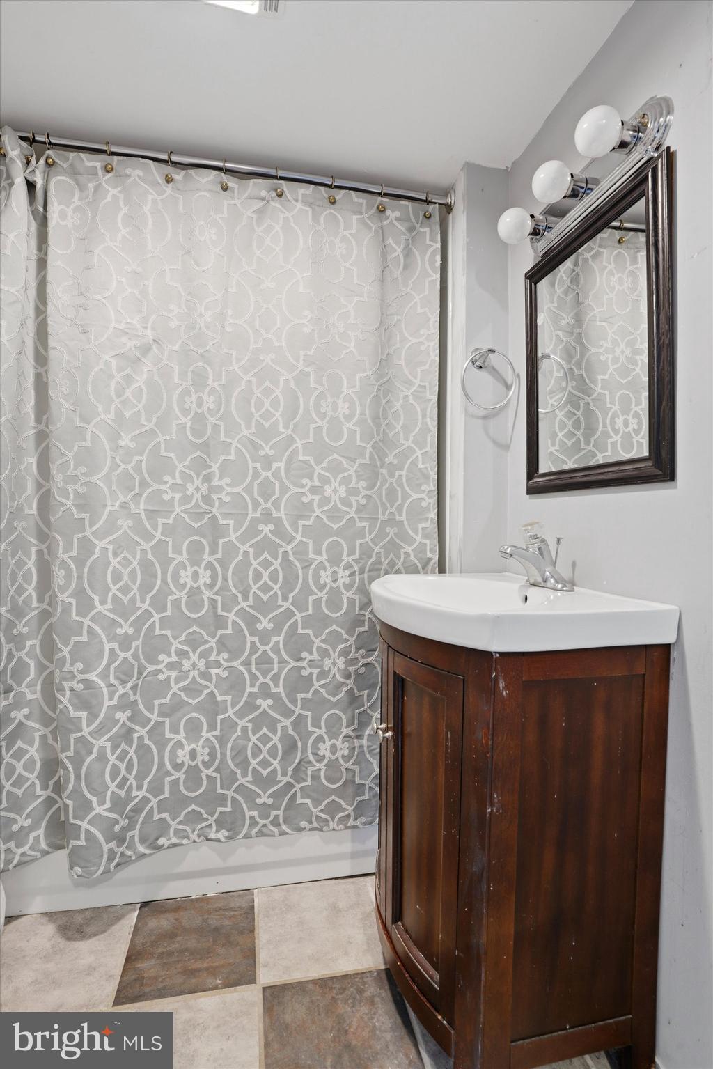 847 Faust Road Perkiomenville, PA 18074 - Photo 3 of 13 Full bathroom at top of stairs