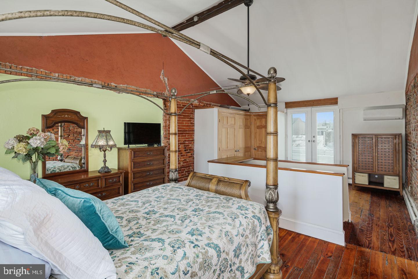 226 Reed Street Philadelphia, PA 19147 - Photo 22 of 24 Gallery Image 22