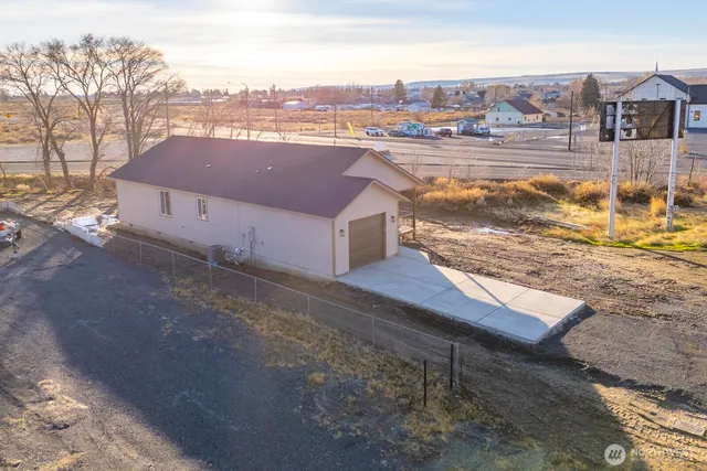 $429,000 | 419 5th Avenue Southeast, Soap Lake, WA 98851