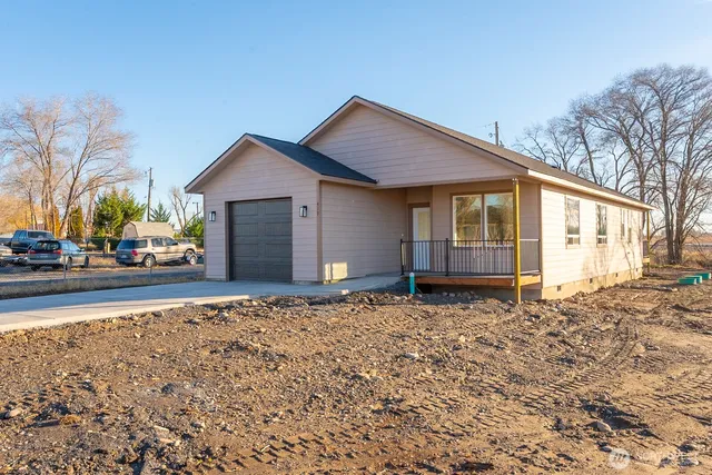 $429,000 | 419 5th Avenue Southeast, Soap Lake, WA 98851