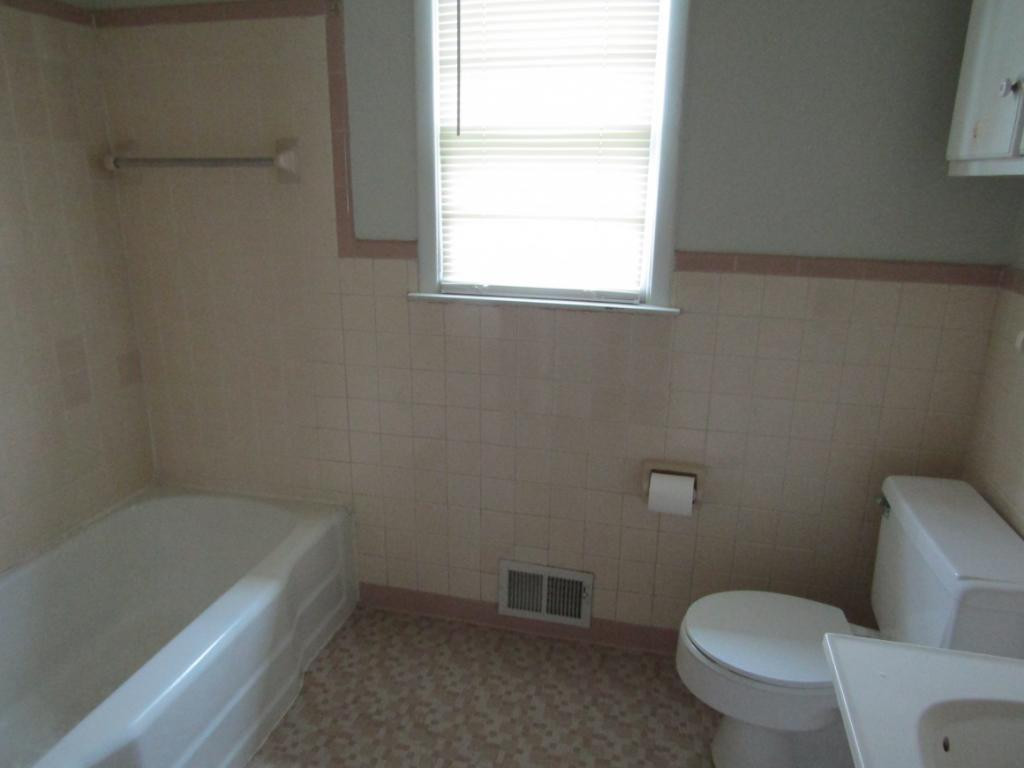 1512 Rogers Road Graham, NC 27253 - Photo 8 of 10 Gallery Image 8