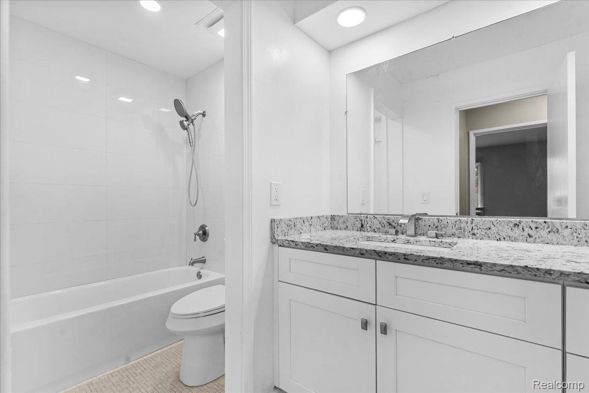 1545 Cherboneau Place, Unit 41 Detroit, MI 48207 - Photo 20 of 21