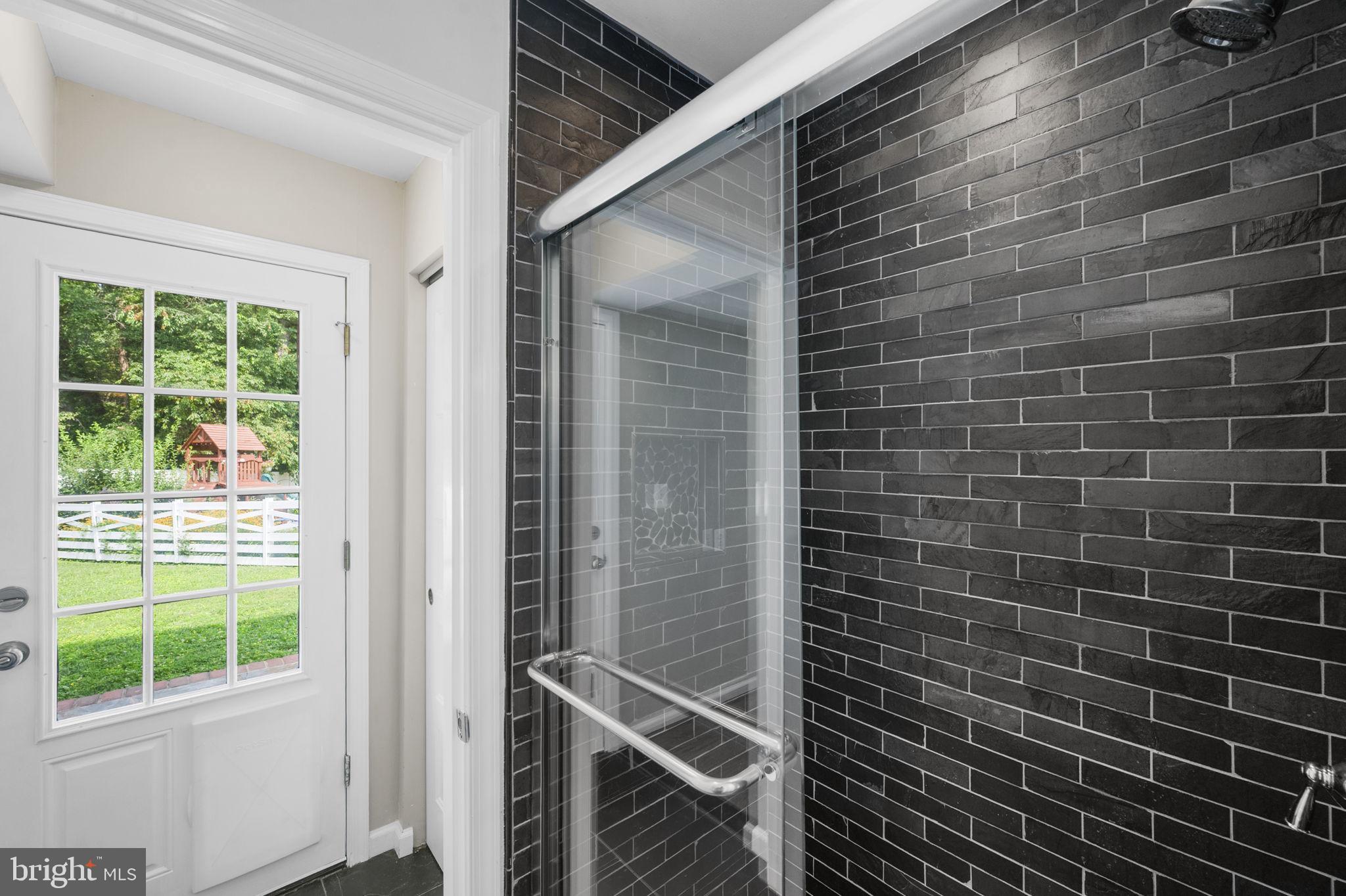 4216 Sideburn Road Fairfax, VA 22030 - Photo 23 of 47 Full Bathroom #1 w/Shower & Access from Back Yard