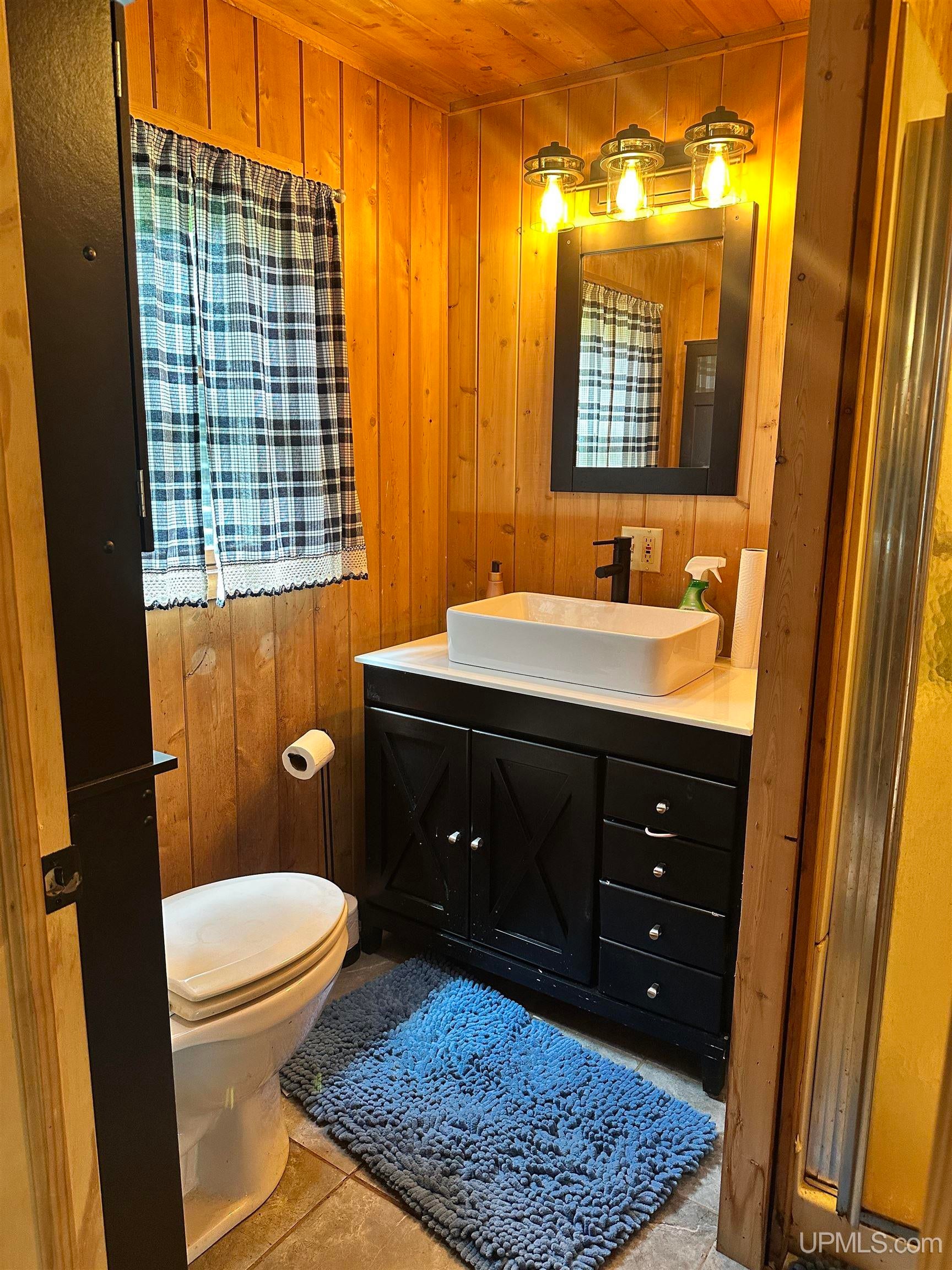 2942 Sycamore Road Republic, MI 49879 - Photo 19 of 35 Gallery Image 19