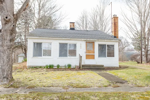 $99,900 | 260 Scott Street, Morley, MI 49336