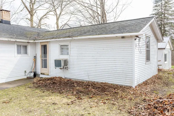 $99,900 | 260 Scott Street, Morley, MI 49336