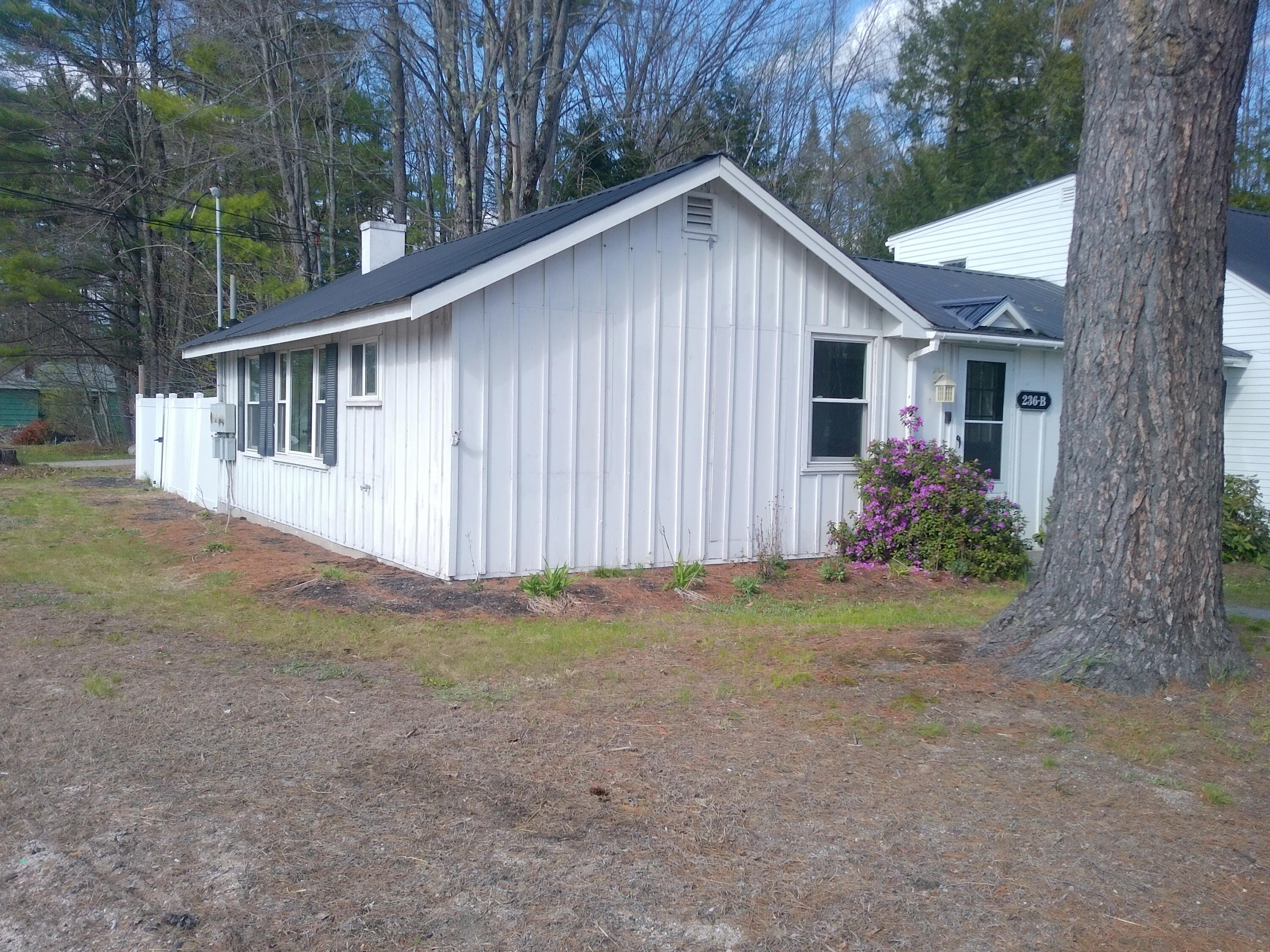 236 Portland Road, Unit B Bridgton, ME 04009 - Photo 4 of 29 DSCF0202