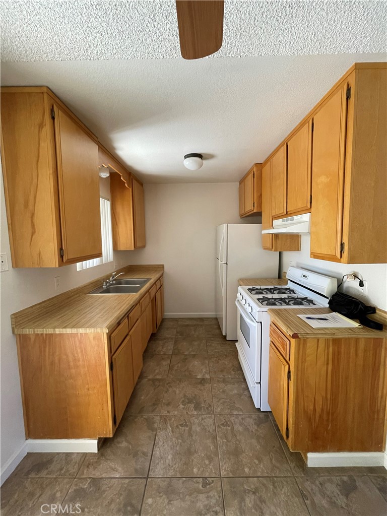 7467 Bannock Trail Yucca Valley, CA 92284 - Photo 11 of 14