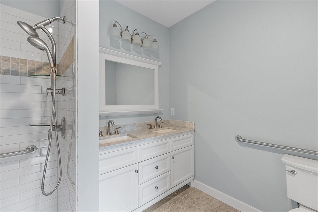 94 Fitchburg Road, Unit 1 Townsend, MA 01469 - Photo 14 of 38 Gallery Image 14