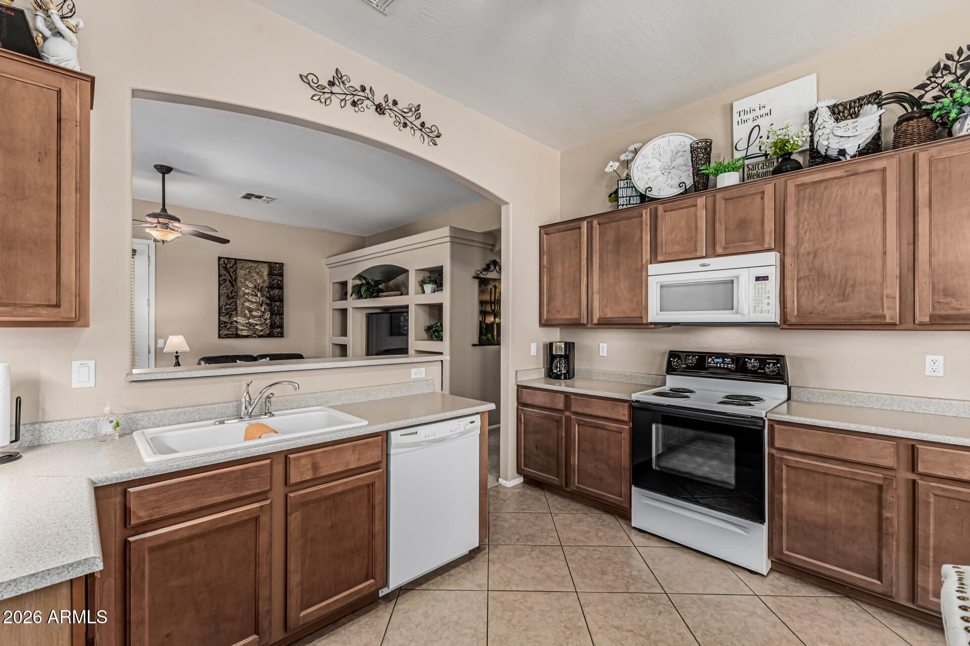 21563 Greenway Road Maricopa, AZ 85138 - Photo 17 of 29 11 Greenway