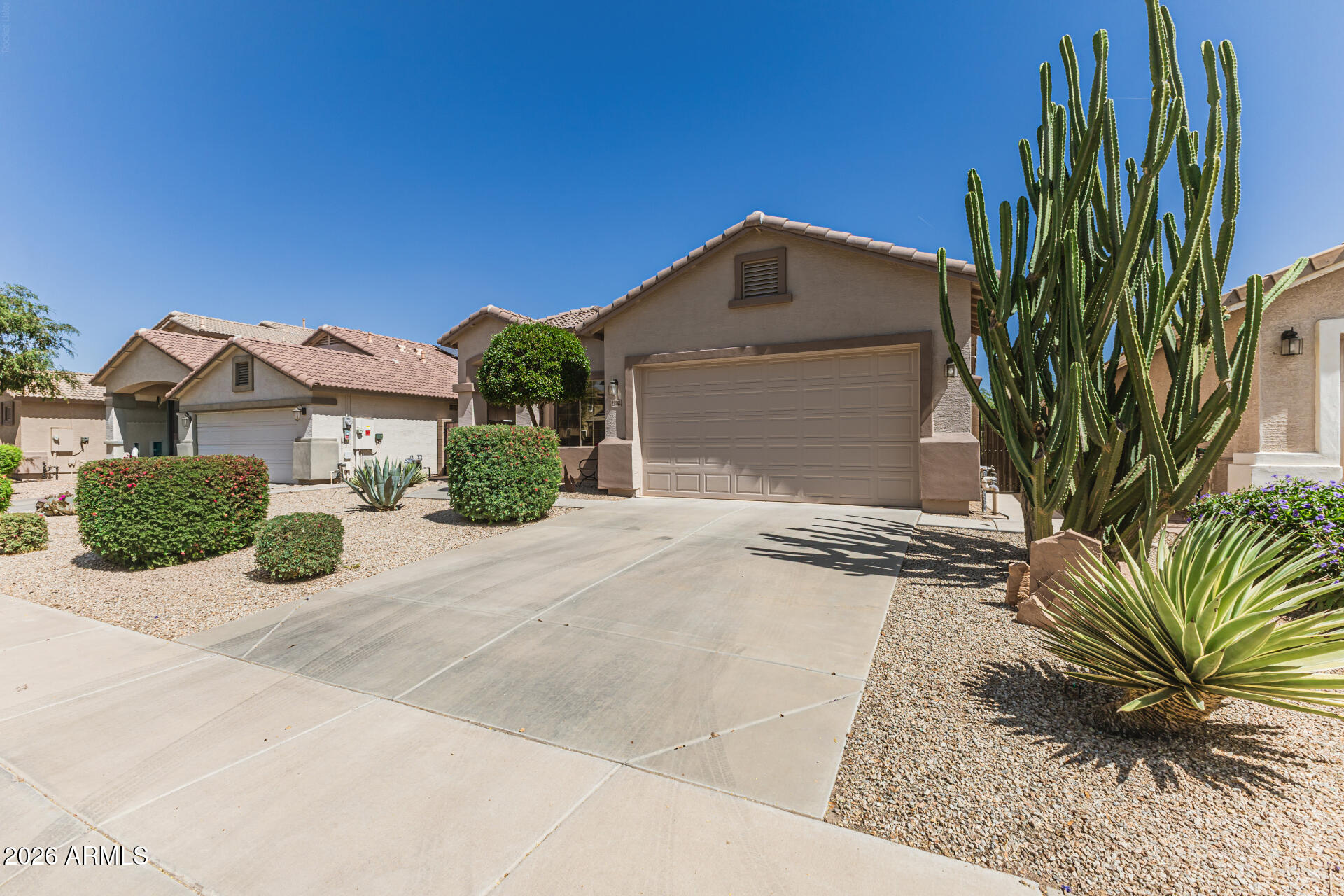 21563 Greenway Road Maricopa, AZ 85138 - Photo 9 of 29 03 Greenway