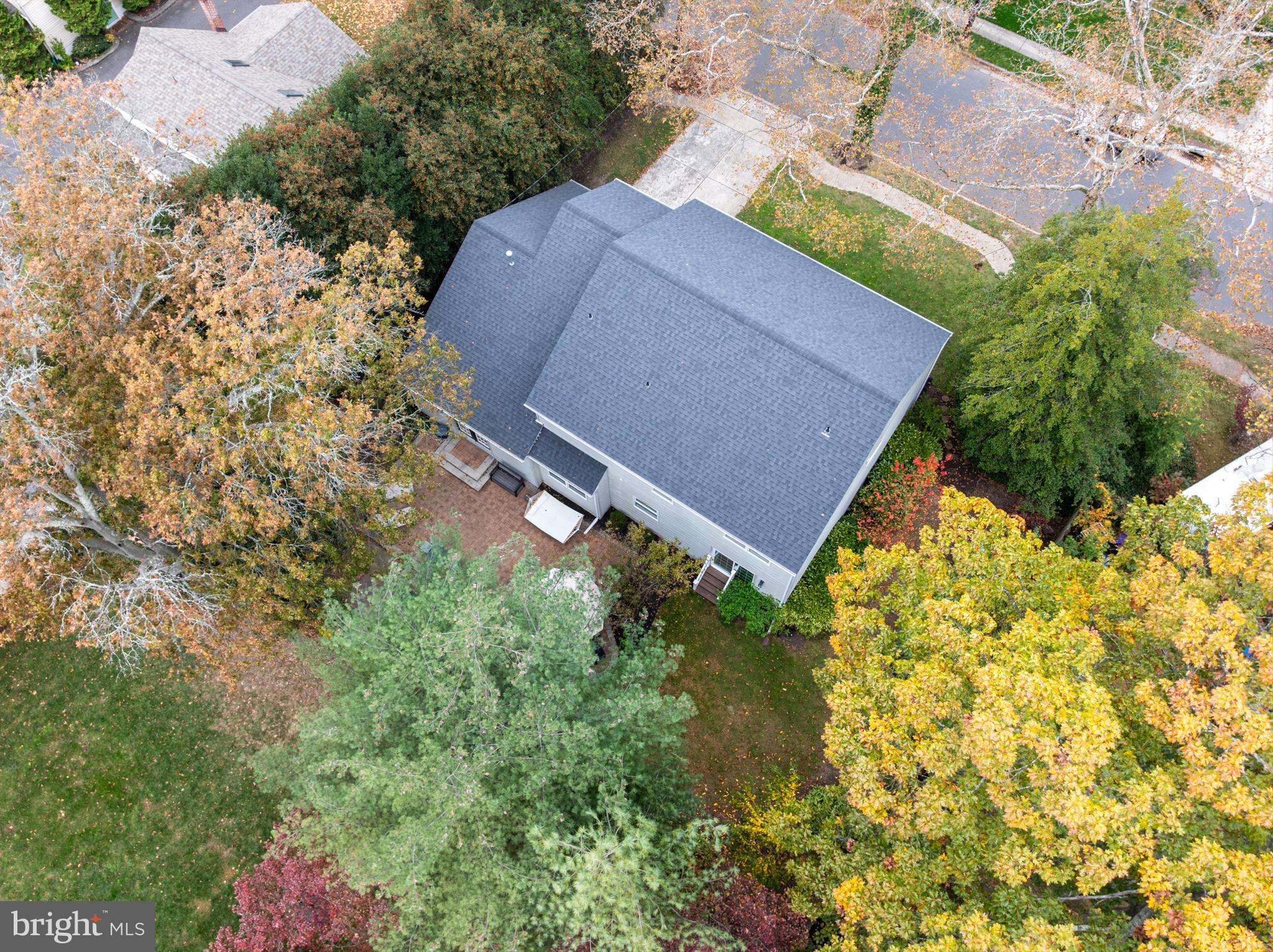 316 West 3rd Street Moorestown, NJ 08057 - Photo 44 of 48 a view of a house with a yard and garden
