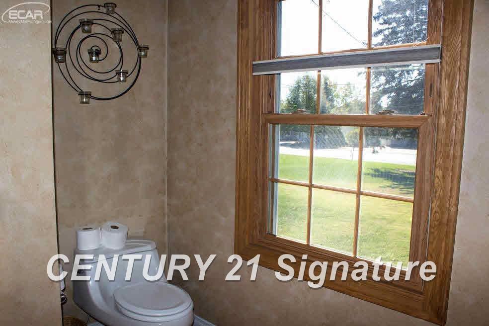 1359 Flushing Road Flushing, MI 48433 - Photo 34 of 58