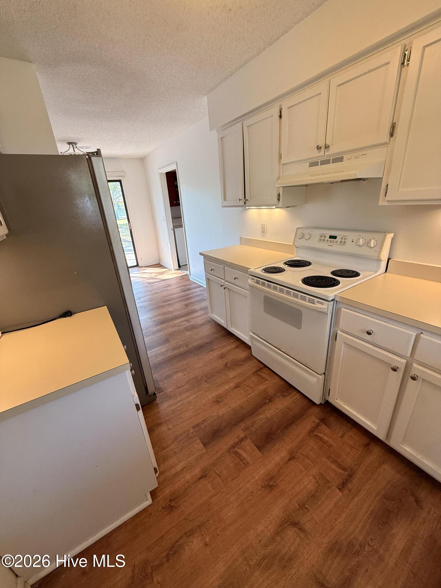925 Hunting Ridge Road Wilmington, NC 28412 - Photo 14 of 27 Kitchen