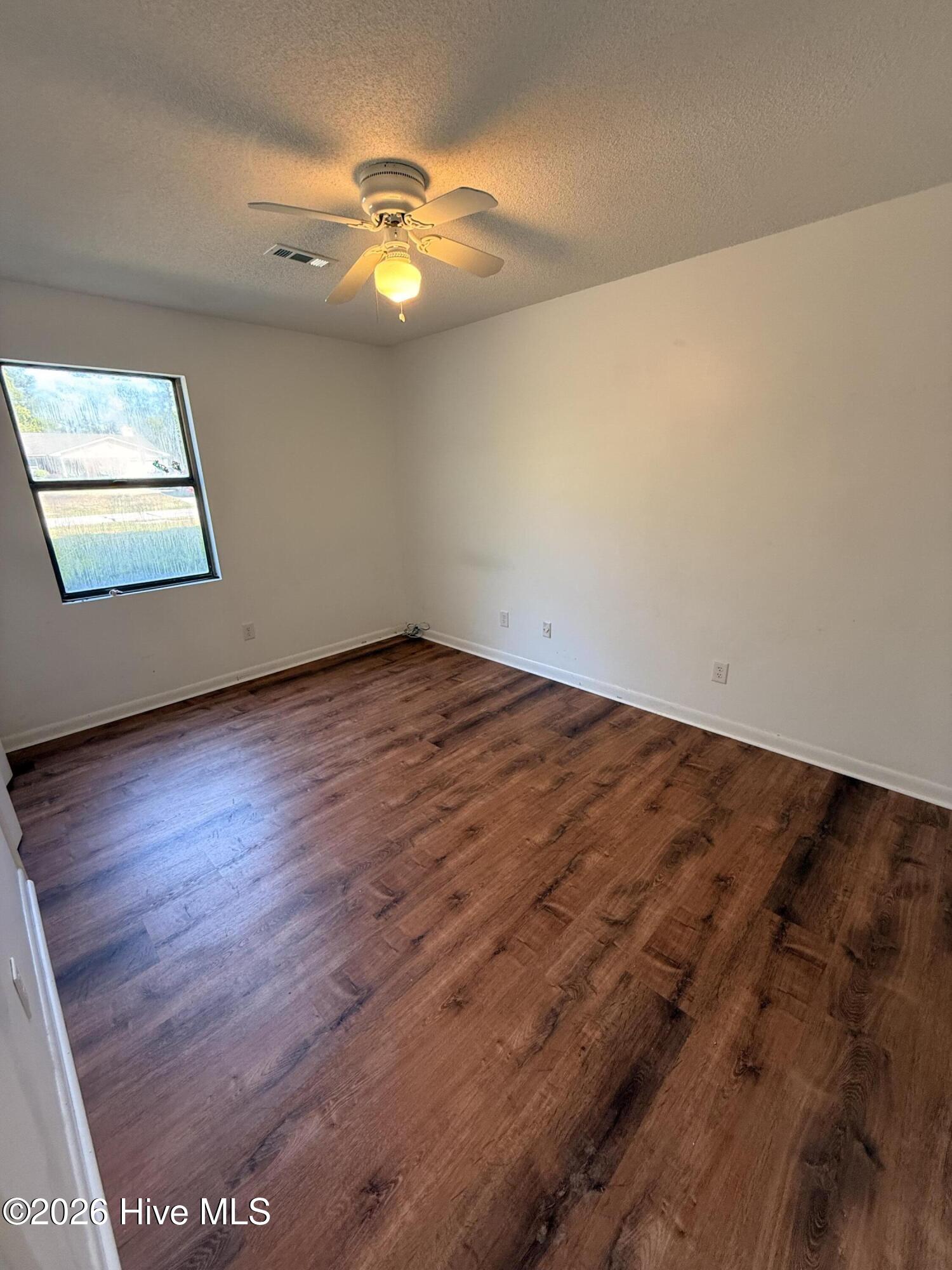 925 Hunting Ridge Road Wilmington, NC 28412 - Photo 6 of 27 Bedroom 2