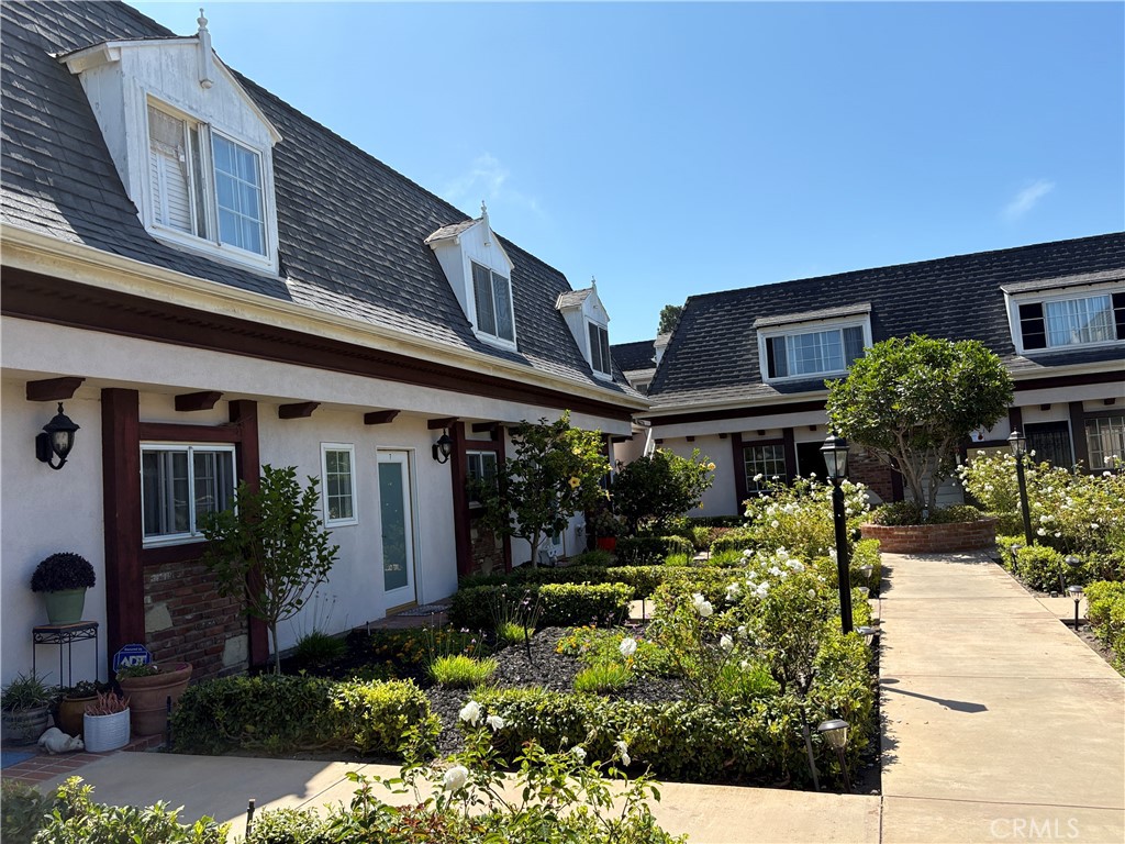 8130 Redlands Street, Unit 10 Playa del Rey, CA 90293 - Photo 13 of 14