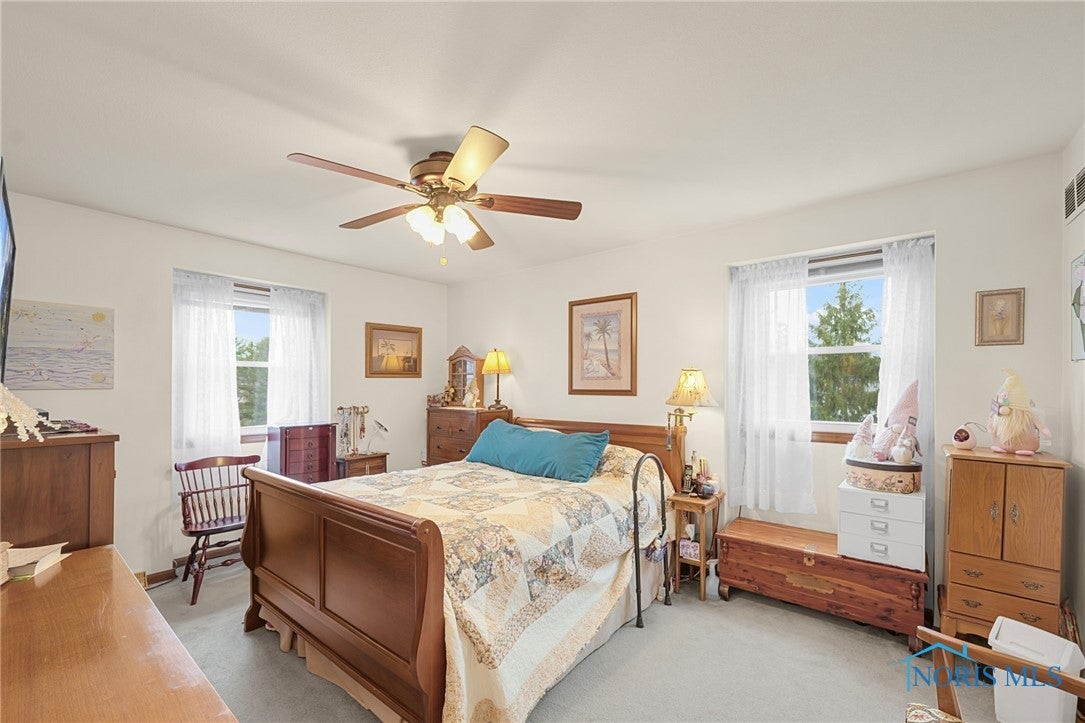 15524 Five Point Road Perrysburg, OH 43551 - Photo 21 of 48 PRIMAY BEDROOM