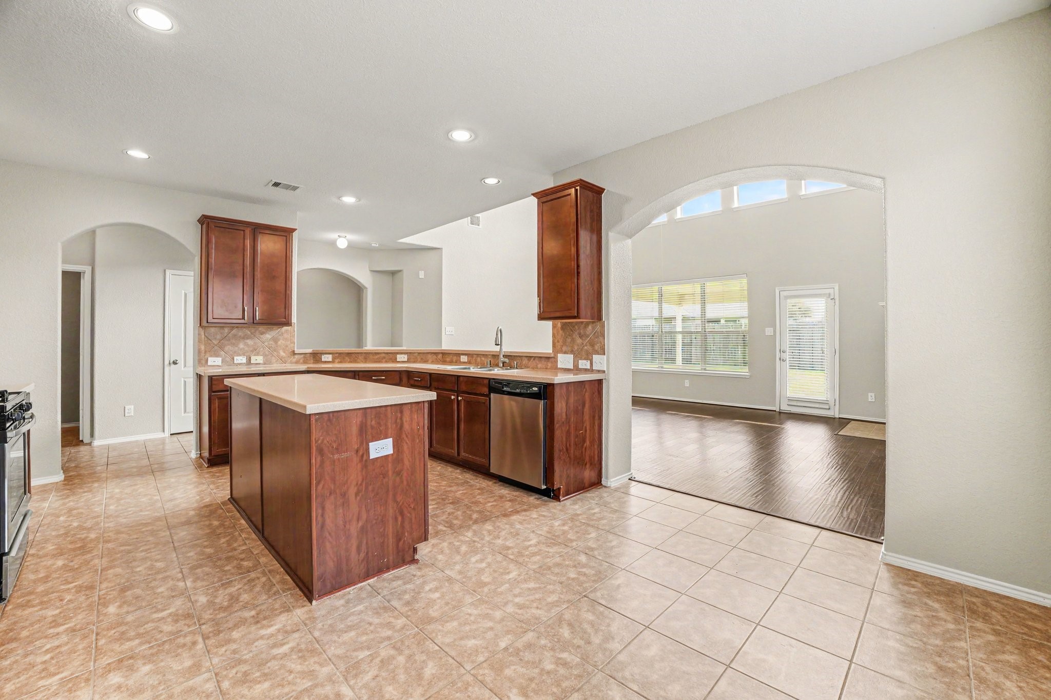 238 Silver Ripple Drive Rosenberg, TX 77469 - Photo 5 of 27 Gallery Image 5