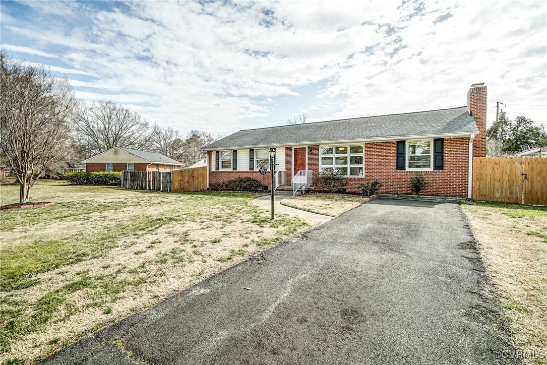 2703 Omega Road Henrico, VA 23228 - Photo 39 of 43 Ranch-style home with huge front yard, brick sidin