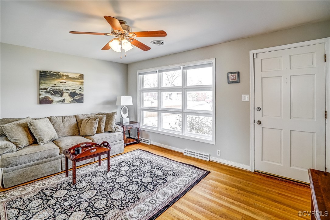 2703 Omega Road Henrico, VA 23228 - Photo 5 of 43 Ceiling Fan