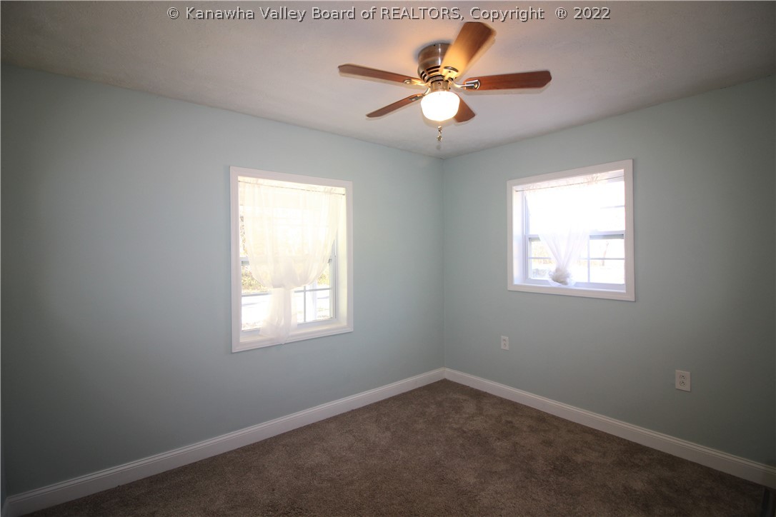 3867 Green Valley Road Huntington, WV 25701 - Photo 17 of 21 Gallery Image 17