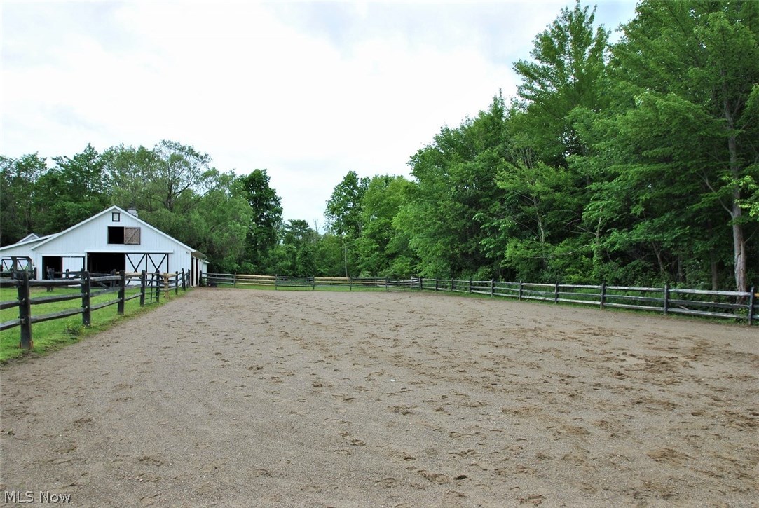 7714 Bainbridge Road Bainbridge, OH 44023 - Photo 31 of 34 120 X 60 Riding Arena