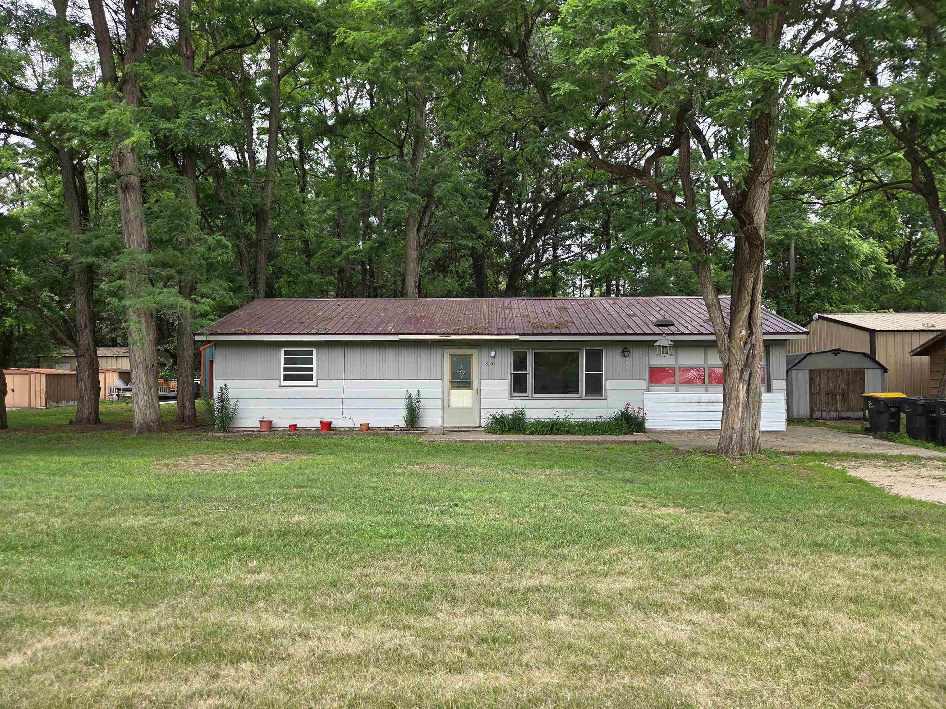 810 Locust Road Avoca, WI 53506 - Photo 1 of 48 Gallery Image 1