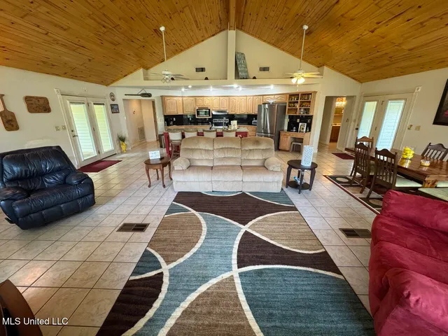 $475,000 | 136 Abe Drive, Many, LA 71449