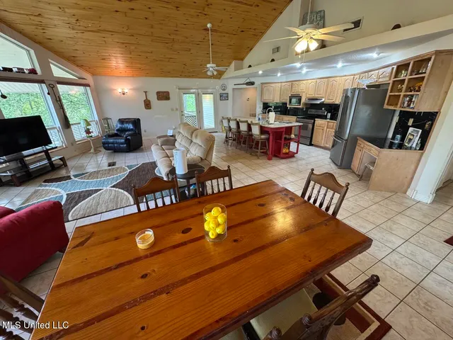 $475,000 | 136 Abe Drive, Many, LA 71449