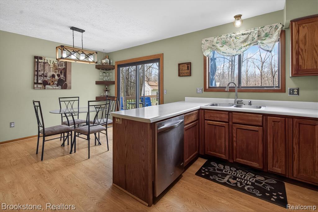 118 Williamsburg Road Lansing, MI 48917 - Photo 12 of 29 Gallery Image 12