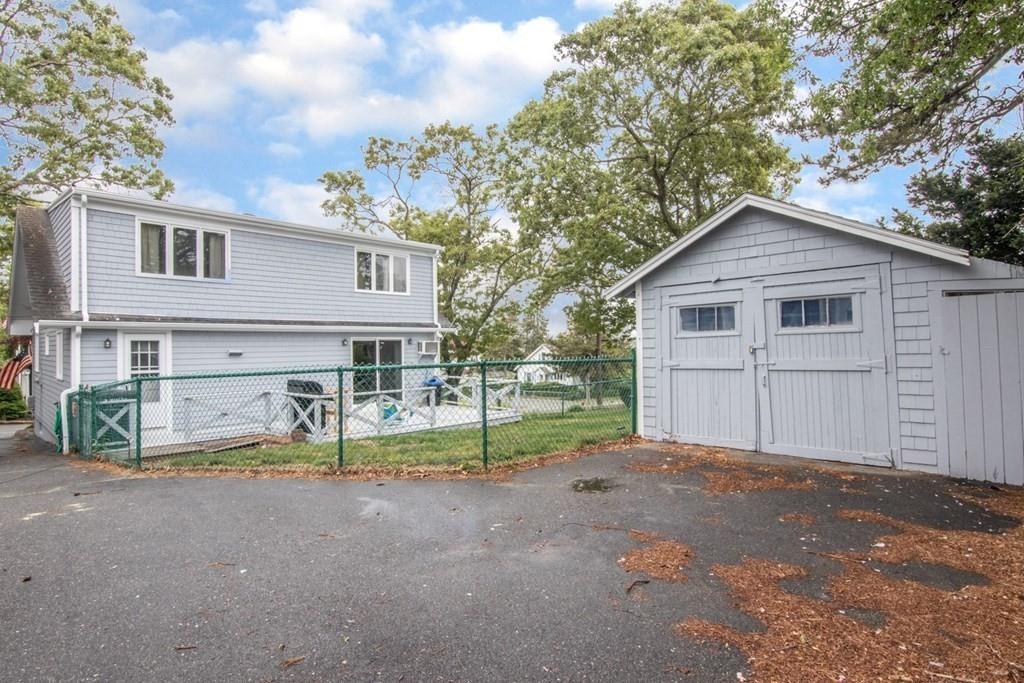 6 Fairmount Road Wareham, MA 02558 - Photo 3 of 20