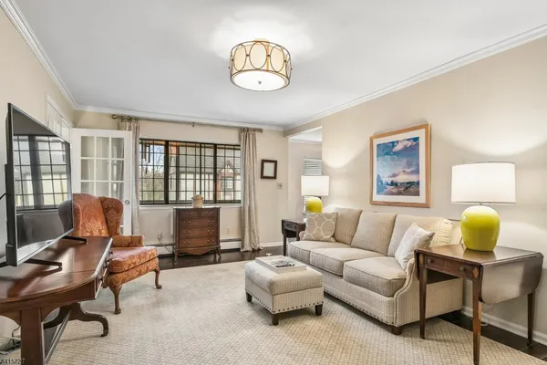 $469,000 | 18 Manchester Court, Unit F, Chatham, NJ 07928