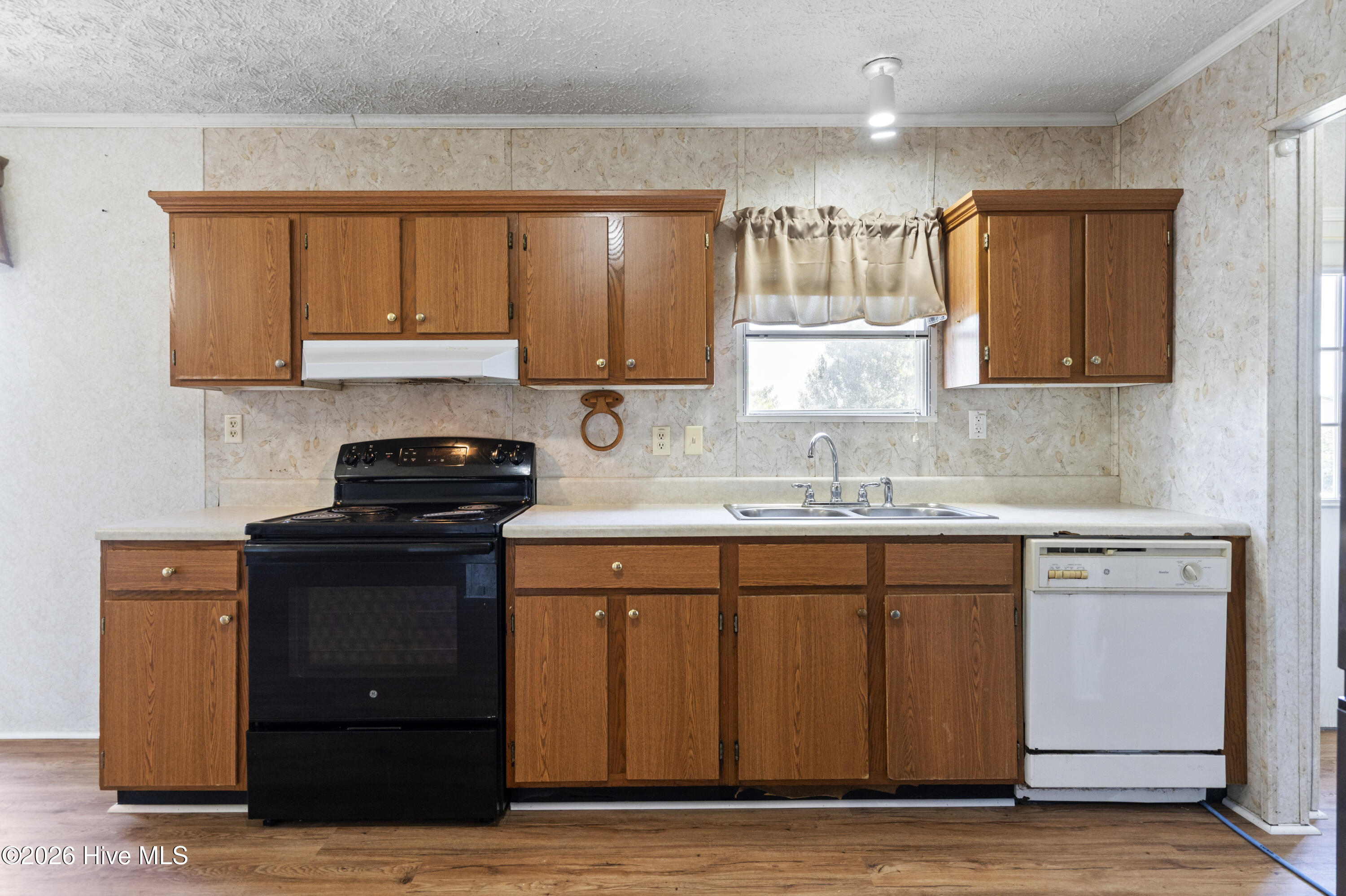 1678 Fred Harrison Road Snow Hill, NC 28580 - Photo 15 of 27 1678 Fred Harrison Kitchen 2