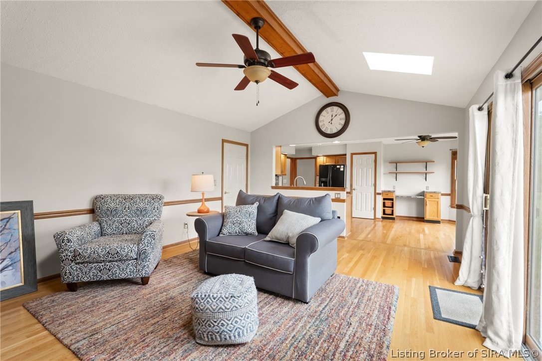 1614 Reidinger Ridge New Albany, IN 47150 - Photo 3 of 53