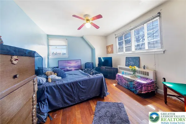 $295,000 | 17 North 12th Street, Catasauqua, PA 18032