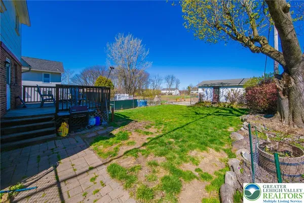 $295,000 | 17 North 12th Street, Catasauqua, PA 18032