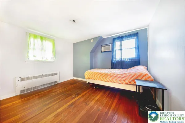 $295,000 | 17 North 12th Street, Catasauqua, PA 18032