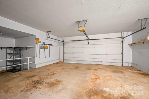 a view of a room with an empty space