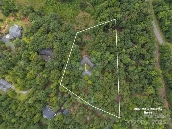 $573,900 | 106 Bluebird Lane, Tryon, NC 28782