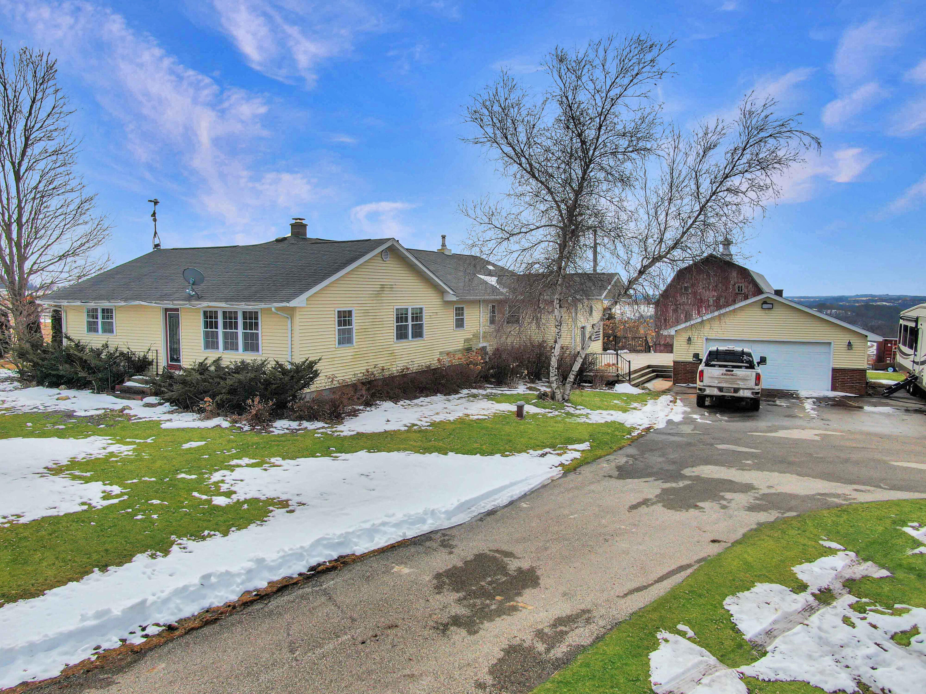 16433 Highway 27 Utica, WI 54628 - Photo 1 of 59 DJI_0329