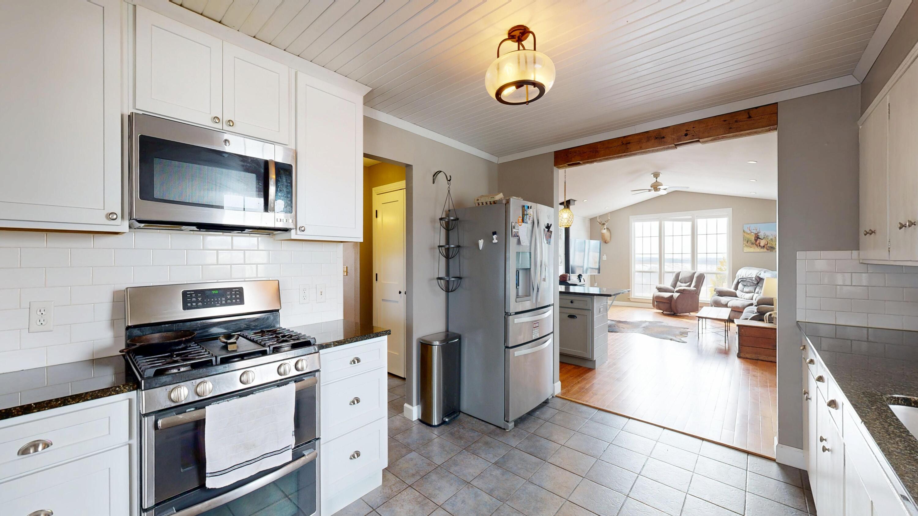 16433 Highway 27 Utica, WI 54628 - Photo 12 of 59 Kitchen