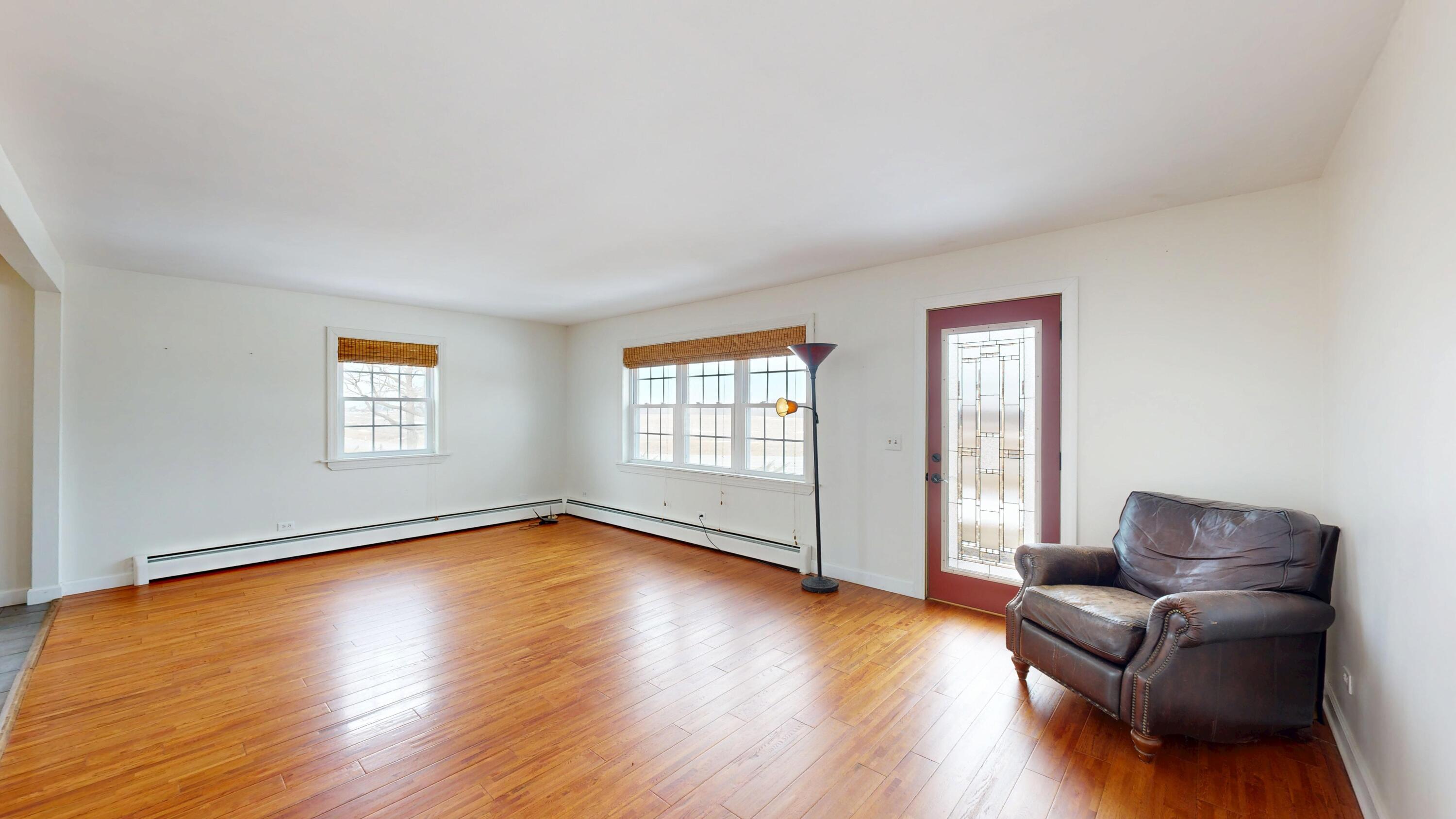 16433 Highway 27 Utica, WI 54628 - Photo 18 of 59 Living Room