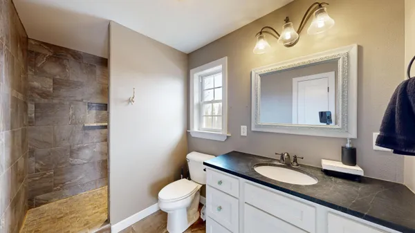 $575,000 | 16433 Highway 27, Utica, WI 54628