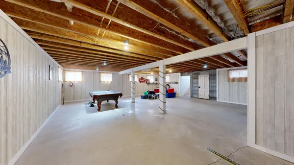 $575,000 | 16433 Highway 27, Utica, WI 54628